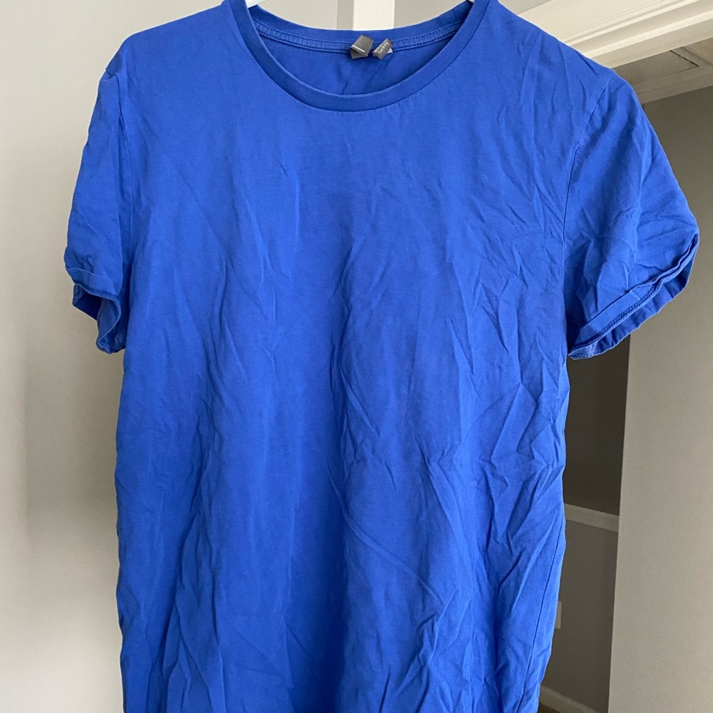 Mens ASOS T-shirt- SIZE: MENS M